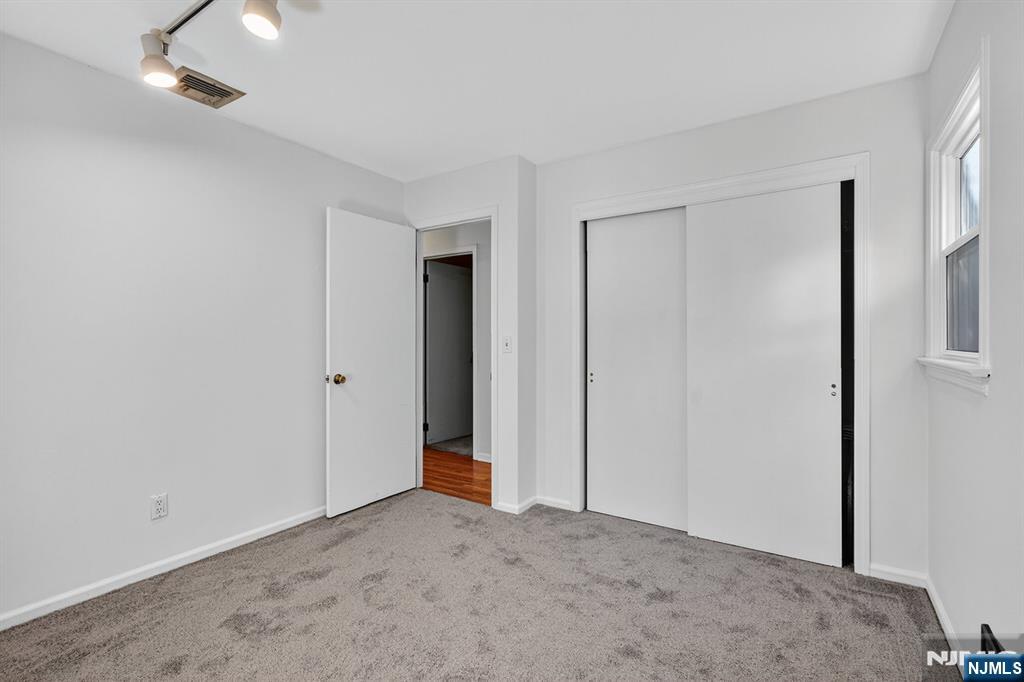 Hillsdale, New Jersey, 07642, United States, 3 Bedrooms Bedrooms, ,2 BathroomsBathrooms,Residential,For Sale,1987903