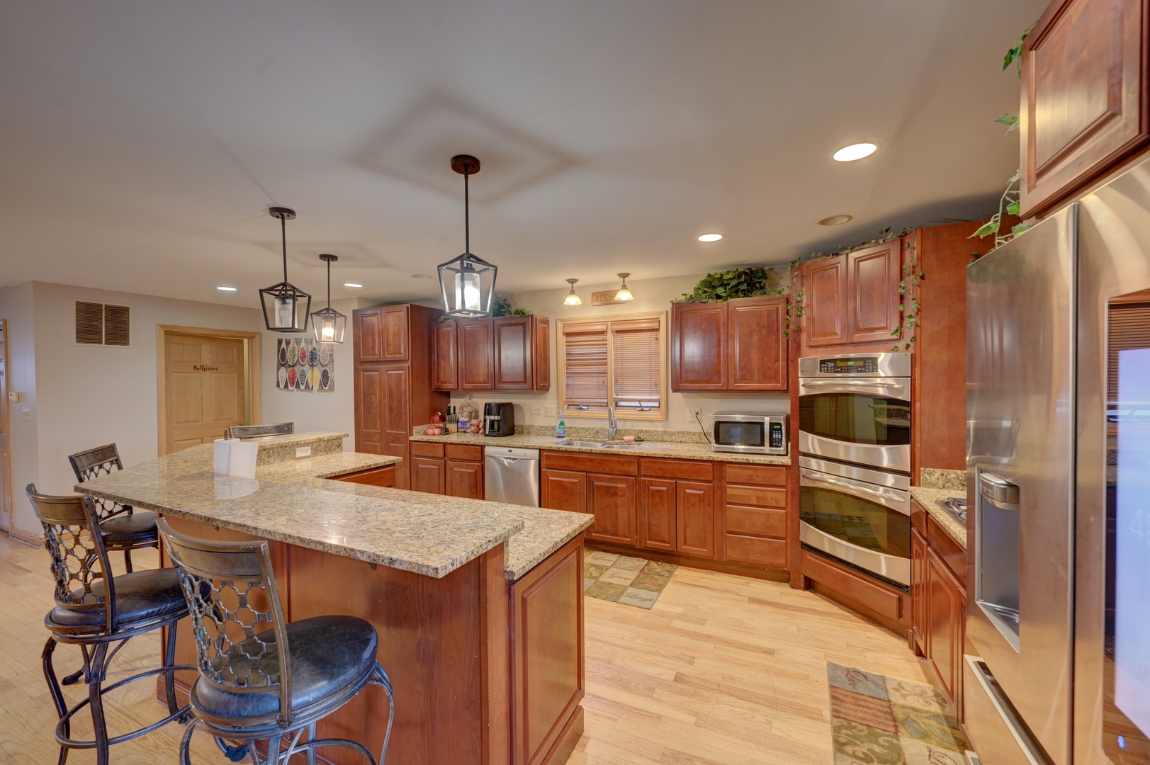 River Grove, Illinois, 60171, United States, 5 Bedrooms Bedrooms, ,4 BathroomsBathrooms,Residential,For Sale,2002992