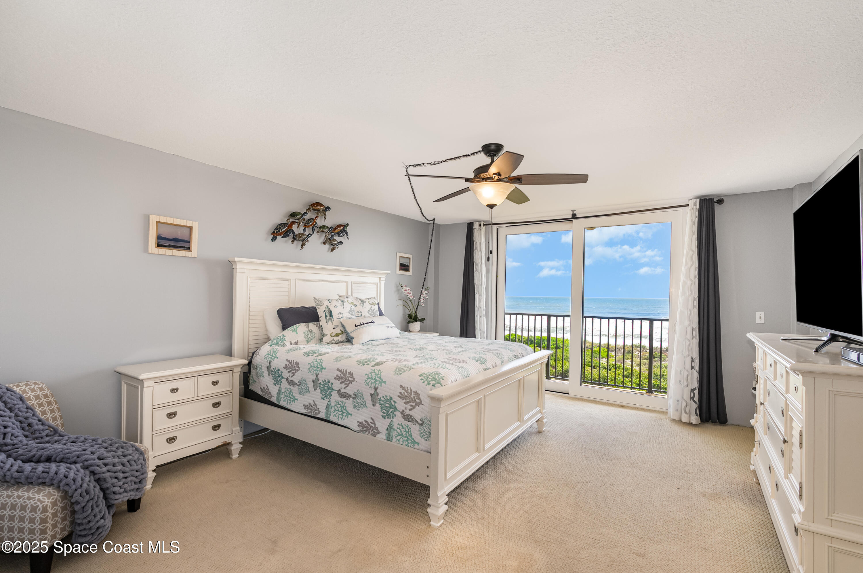 Cocoa Beach, Florida, 32931, United States, 2 Bedrooms Bedrooms, ,2 BathroomsBathrooms,Residential,For Sale,1979043