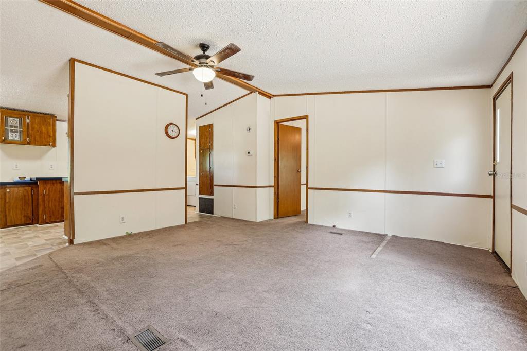 Edgewater, Florida, 32132, United States, 5 Bedrooms Bedrooms, ,4 BathroomsBathrooms,Residential,For Sale,1794815
