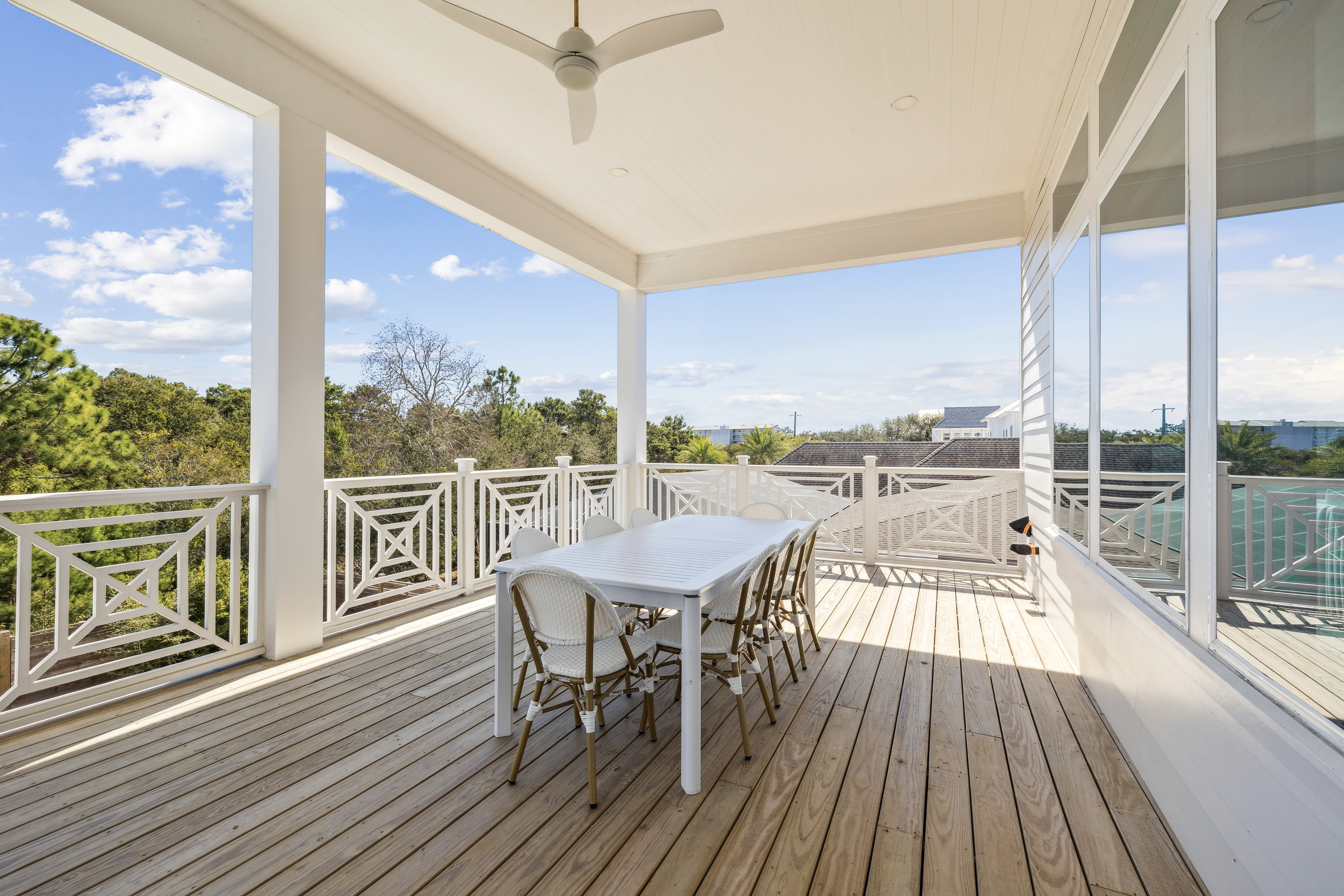 Contemporary Coastal Retreat With Deeded Beach Access - 物件實景