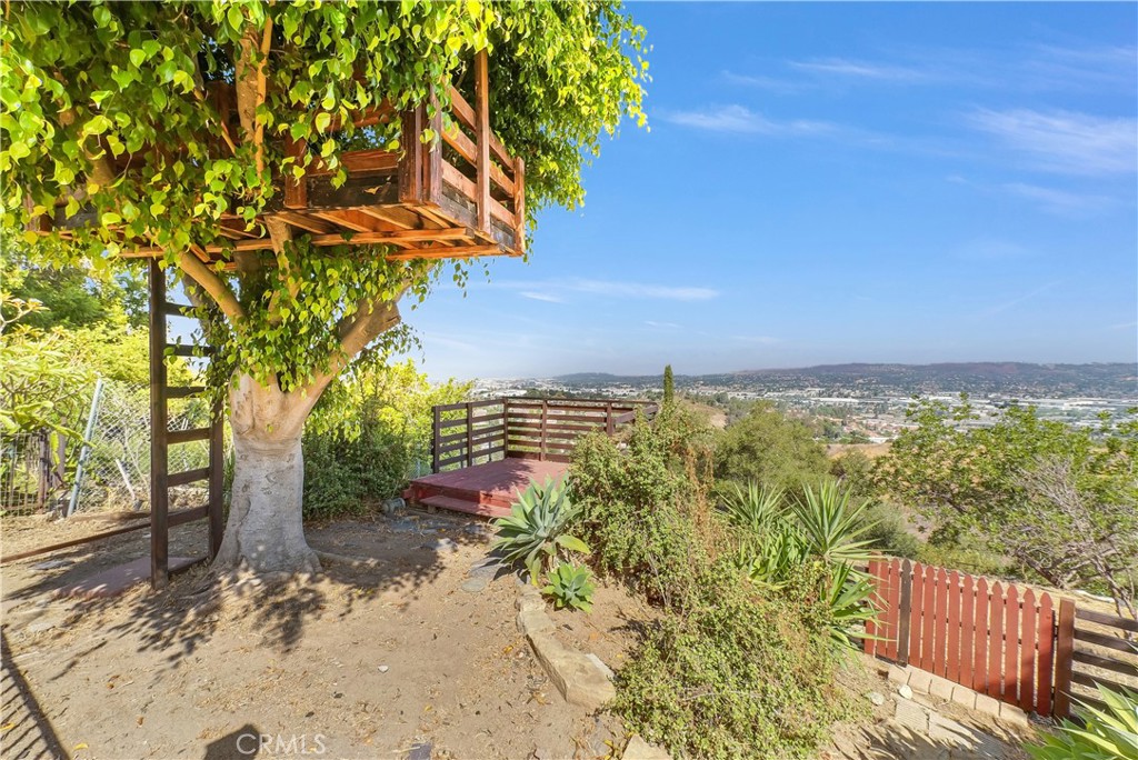 Diamond Bar, California, 91765, United States, 3 Bedrooms Bedrooms, ,2 BathroomsBathrooms,Residential,For Sale,1885404