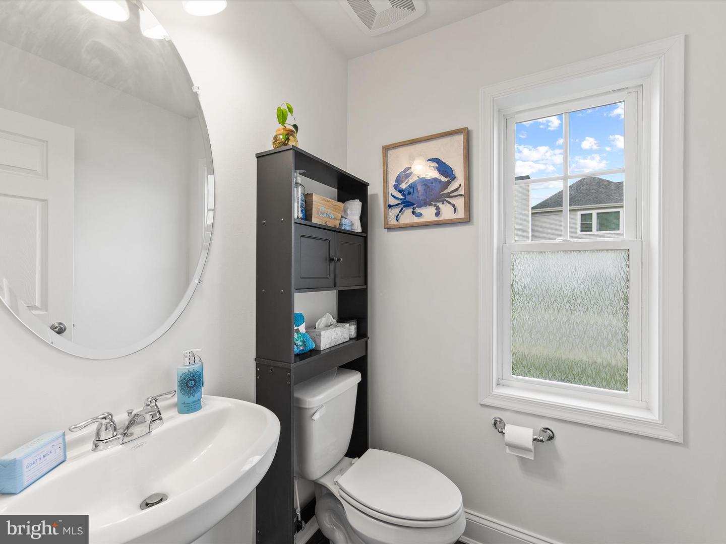 Ocean View, Delaware, 19970, United States, 4 Bedrooms Bedrooms, ,5 BathroomsBathrooms,Residential,For Sale,1691728