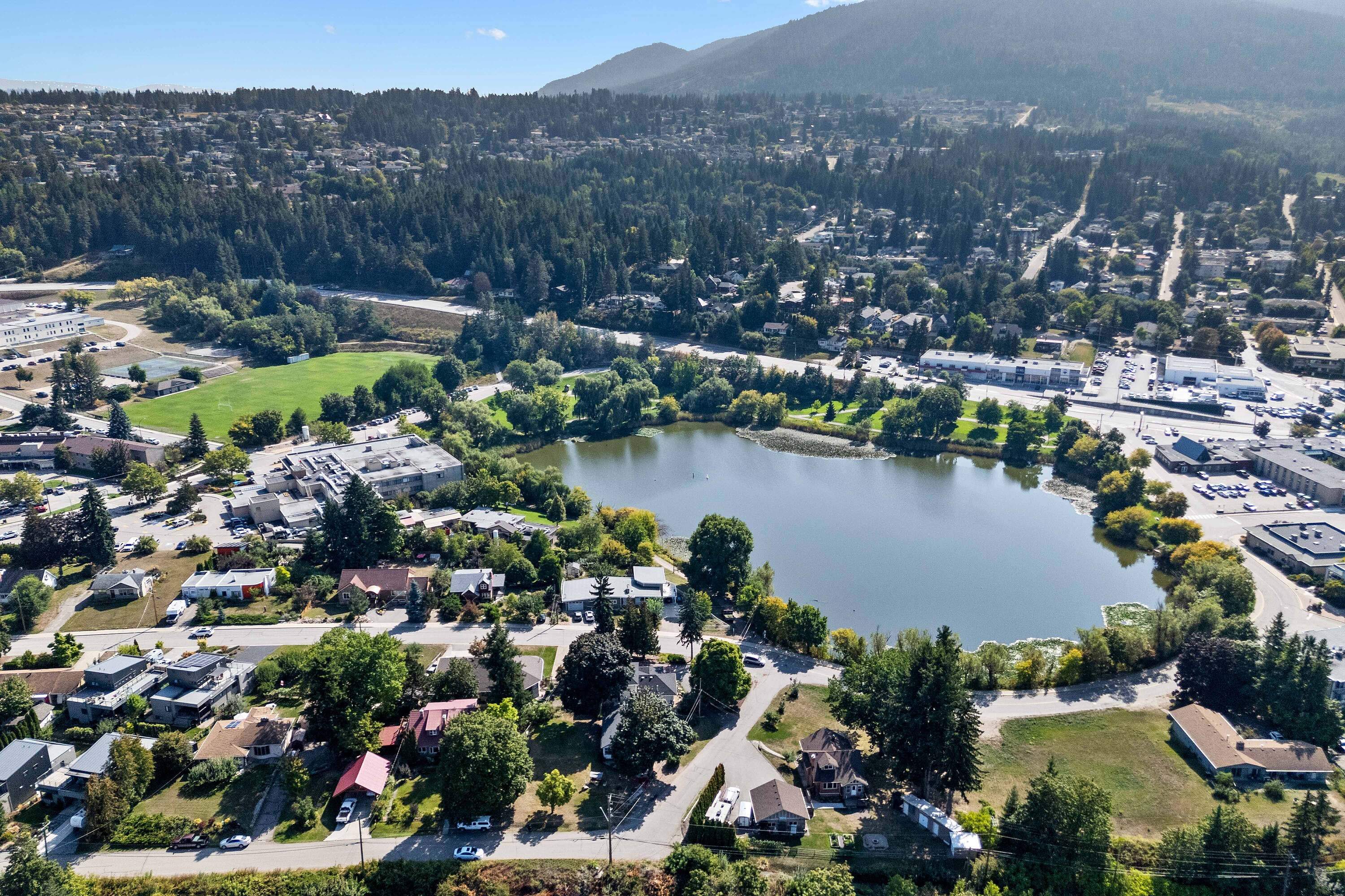  Salmon Arm, Thompson & Okanagan - 物件實景