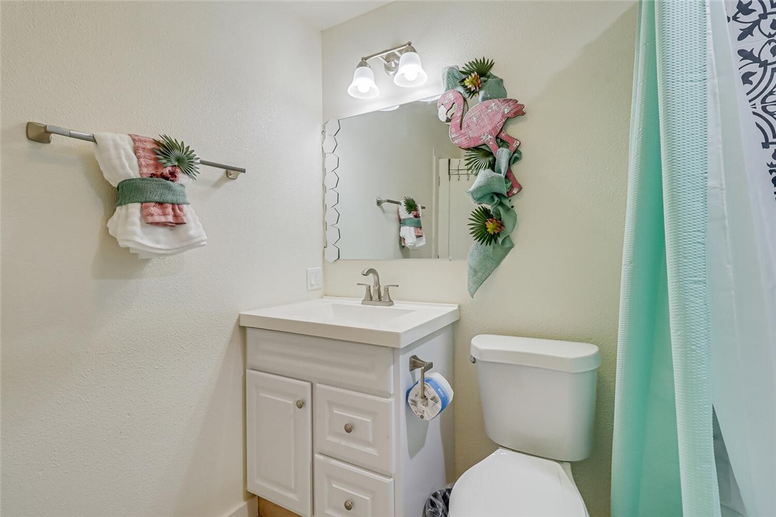 Port Aransas, Texas, 78373, United States, 3 Bedrooms Bedrooms, ,2 BathroomsBathrooms,Residential,For Sale,1877557