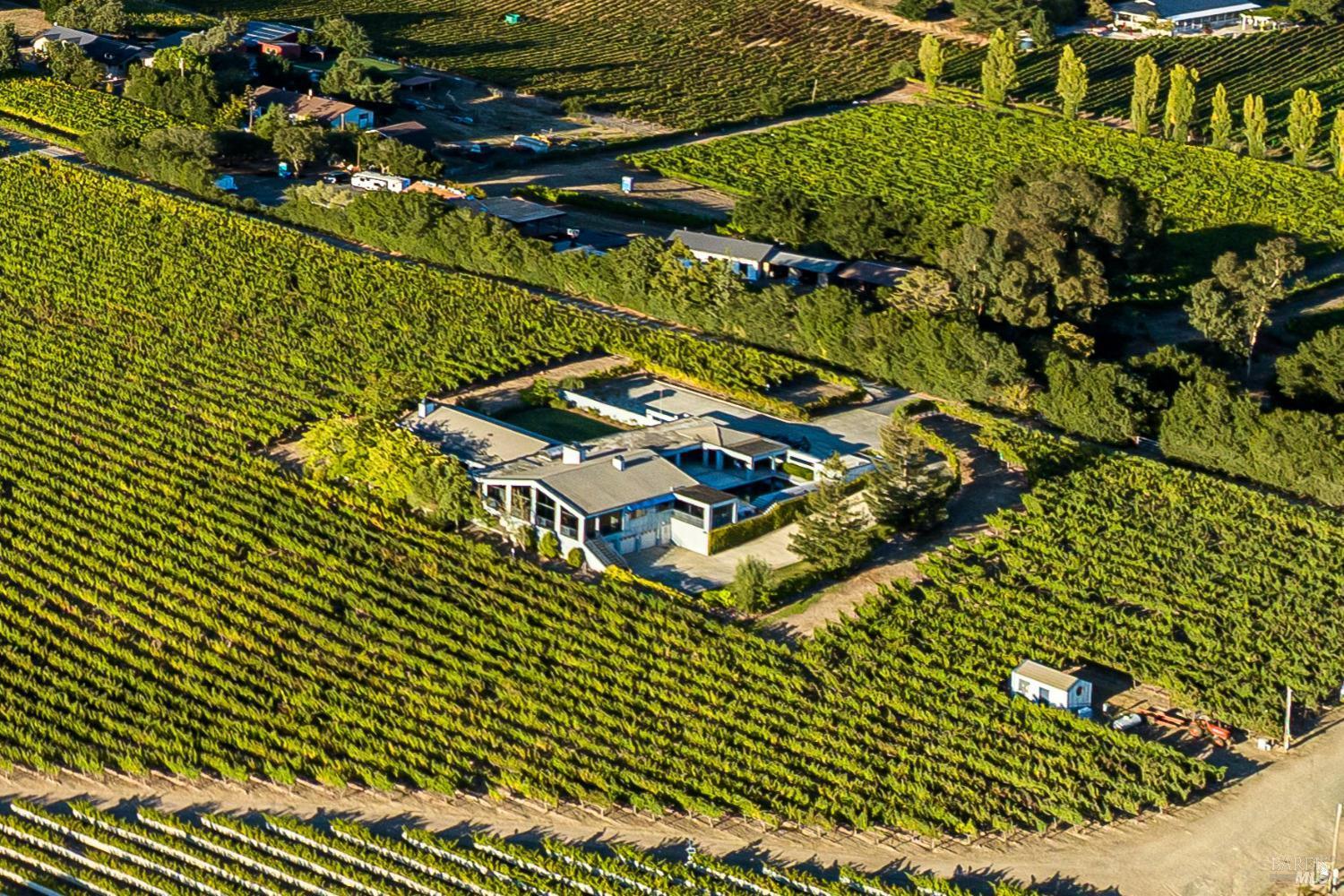 Napa, California, 94558, United States, 4 Bedrooms Bedrooms, ,6 BathroomsBathrooms,Residential,For Sale,1847246