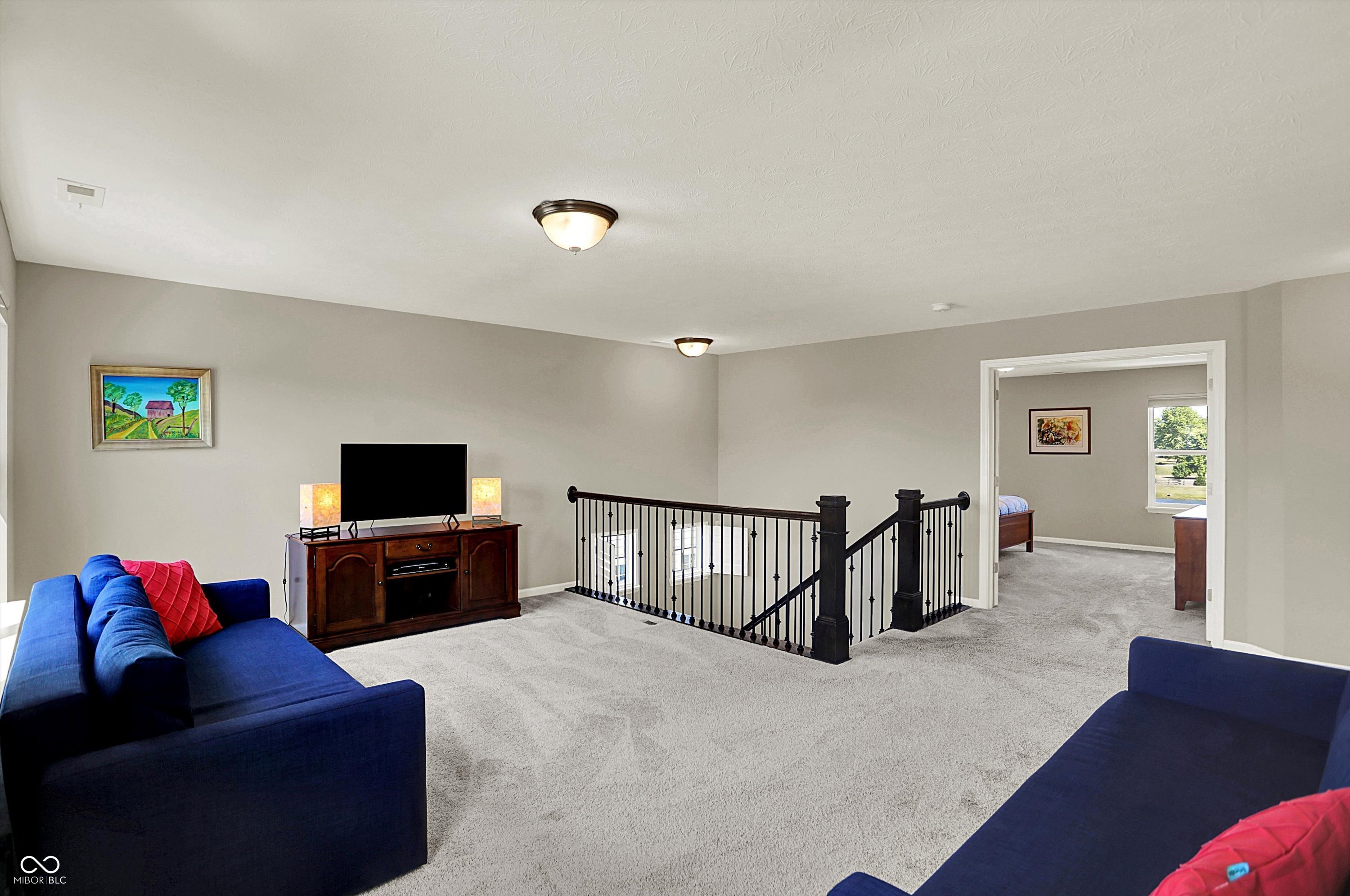 Noblesville, Indiana, 46060, United States, 5 Bedrooms Bedrooms, ,3 BathroomsBathrooms,Residential,For Sale,1974054