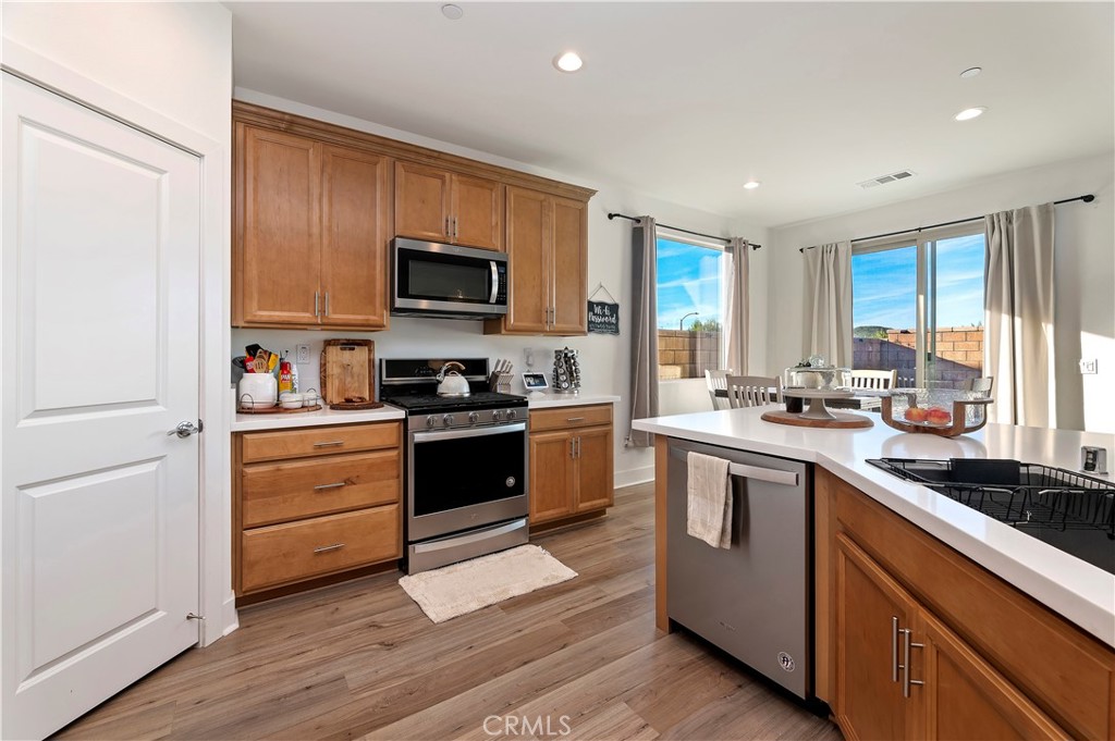 Murrieta, California, 92563, United States, 3 Bedrooms Bedrooms, ,2 BathroomsBathrooms,Residential,For Sale,2011139