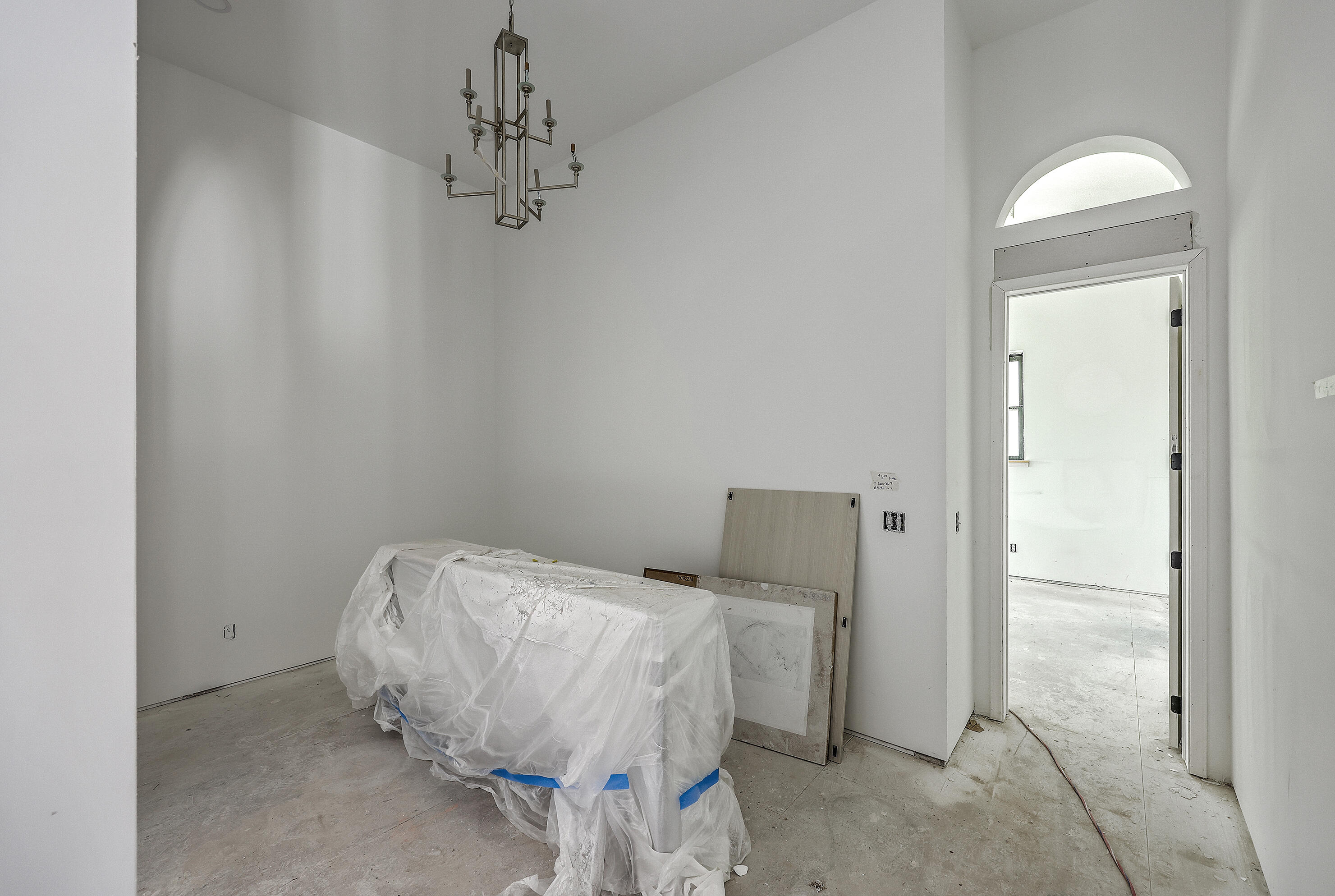 Summerville, South Carolina, 29485, United States, 5 Bedrooms Bedrooms, ,6 BathroomsBathrooms,Residential,For Sale,1977326