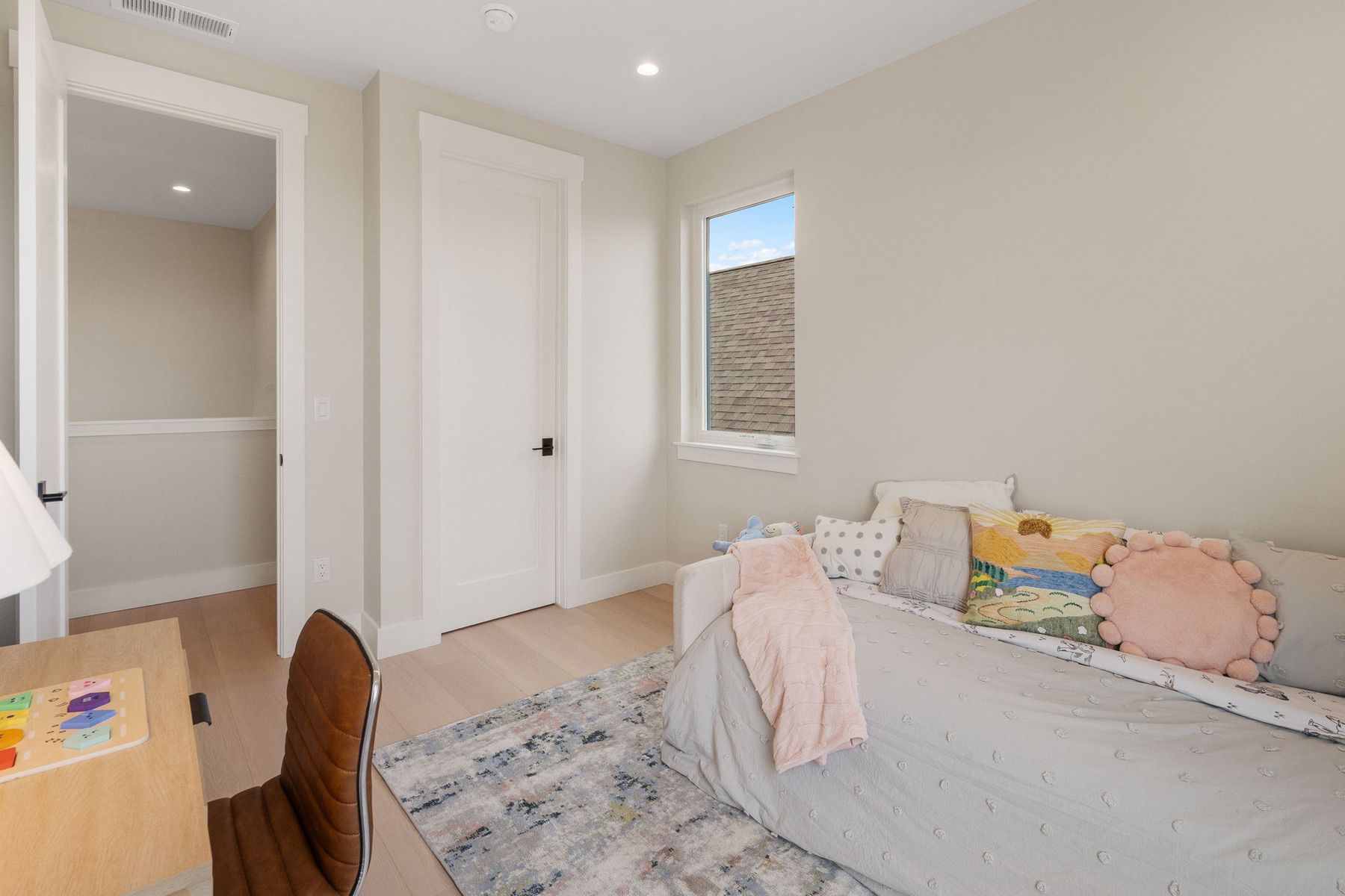  1506 Cambridge Dr - 物件實景