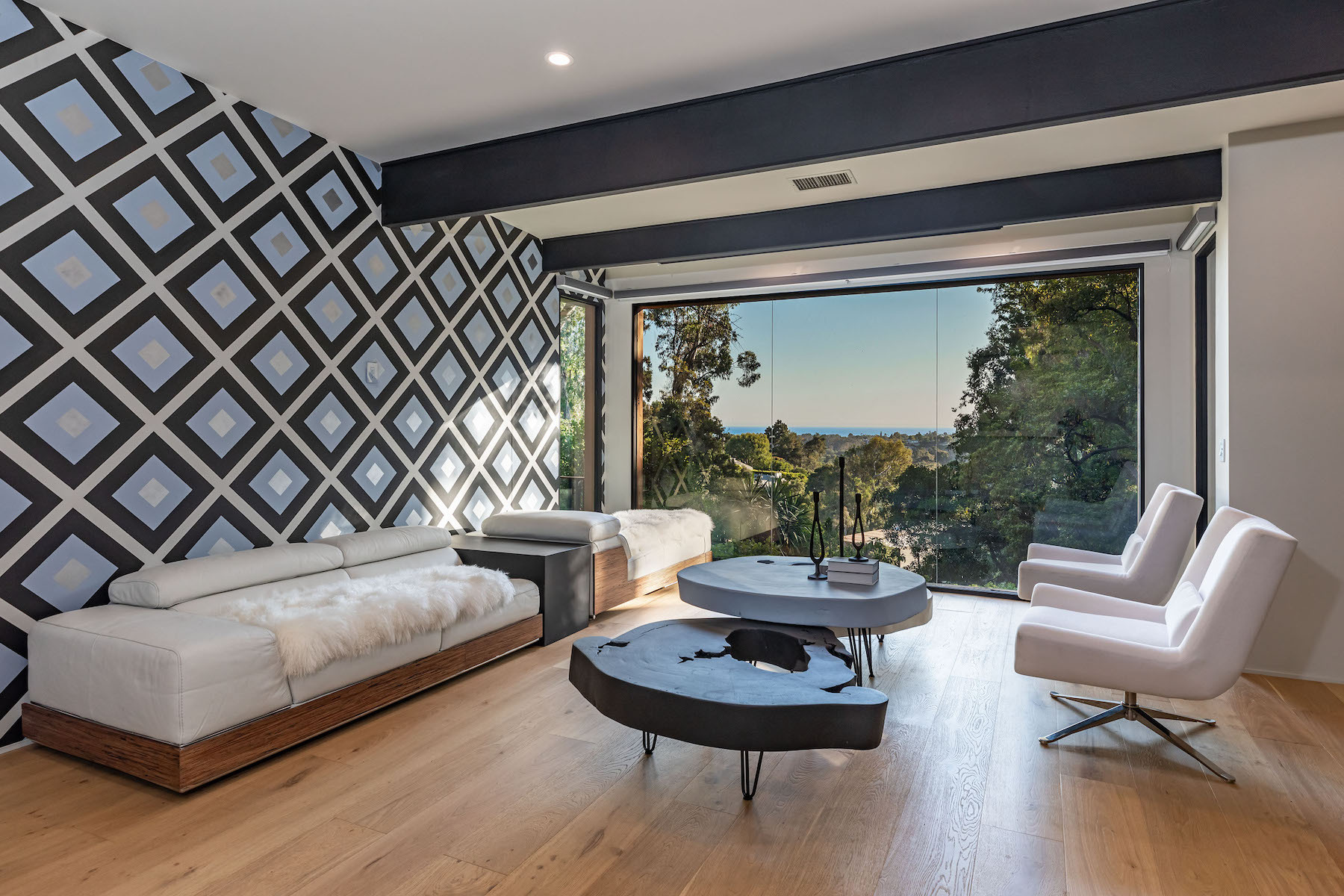  1509 Amalfi Drive - 物件實景