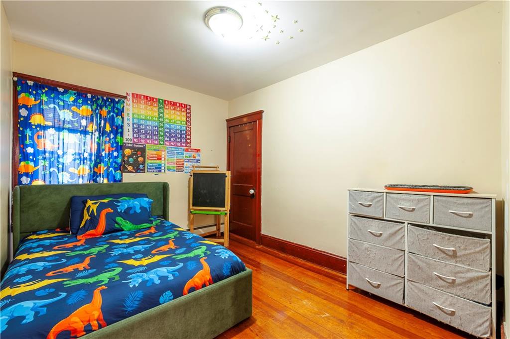 Pawtucket, Rhode Island, 02861, United States, 6 Bedrooms Bedrooms, ,2 BathroomsBathrooms,Residential,For Sale,1981045