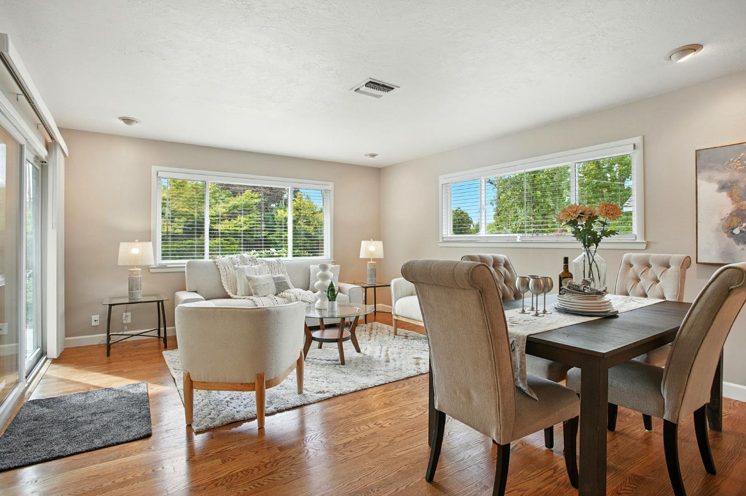 Sacramento, California, 95821, United States, 2 Bedrooms Bedrooms, ,2 BathroomsBathrooms,Residential,For Sale,1939306