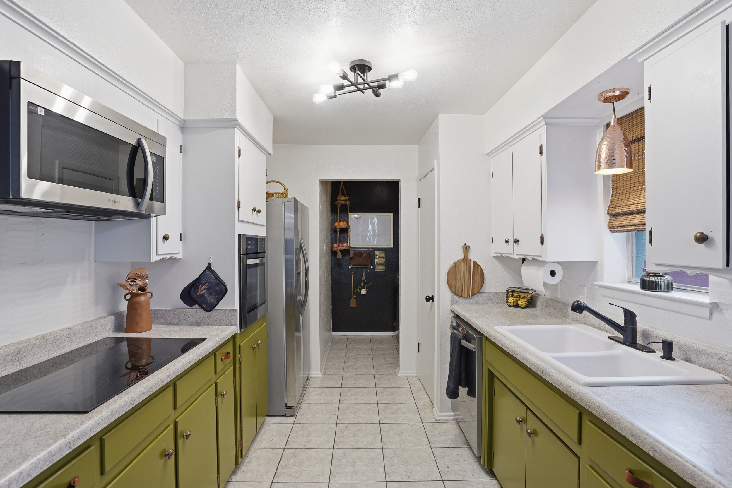 1015 Keller Avenue, Benbrook, TX, 76126 - 物件實景