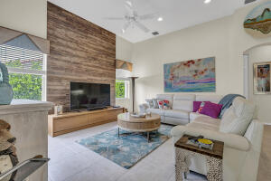 Boynton Beach, Florida, 33437, United States, 3 Bedrooms Bedrooms, ,2 BathroomsBathrooms,Residential,For Sale,1984262