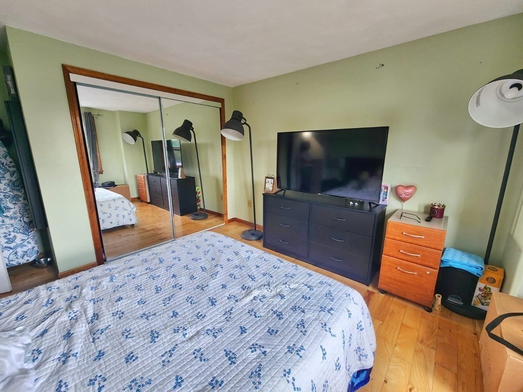 Revere, Massachusetts, 02151, United States, 3 Bedrooms Bedrooms, ,2 BathroomsBathrooms,Residential,For Sale,1993819