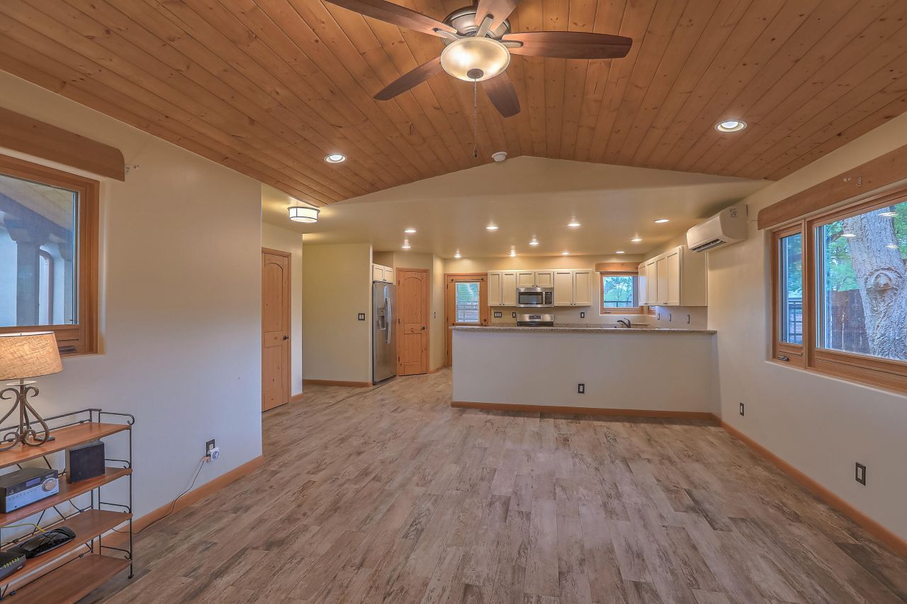Corrales, New Mexico, 87048, United States, 2 Bedrooms Bedrooms, ,3 BathroomsBathrooms,Residential,For Sale,1838092