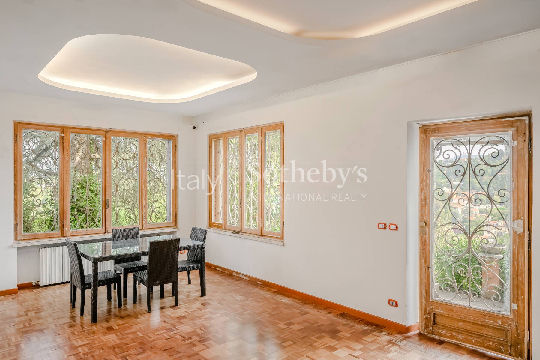  Villa with Panoramic Views and Park in Turin’s Hills - 物件實景