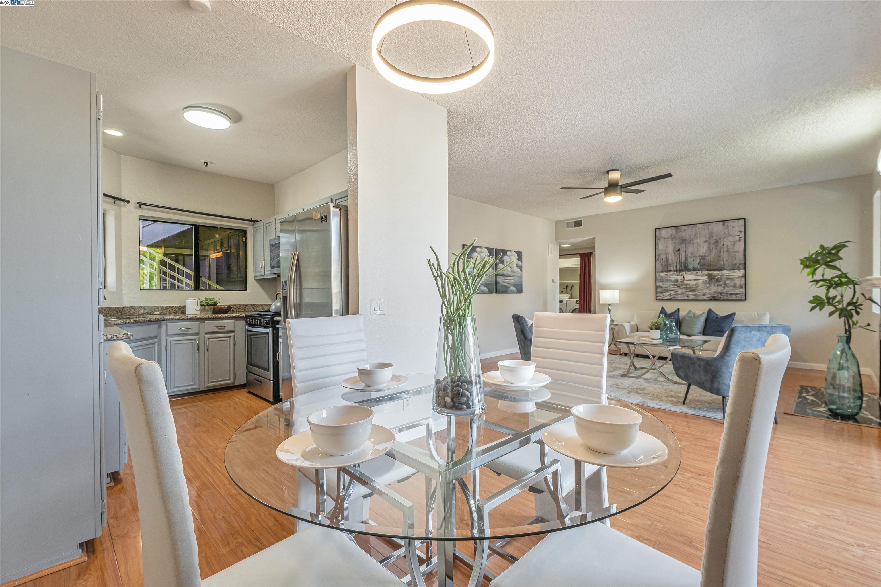 Fremont, California, 94536, United States, 2 Bedrooms Bedrooms, ,2 BathroomsBathrooms,Residential,For Sale,1911508