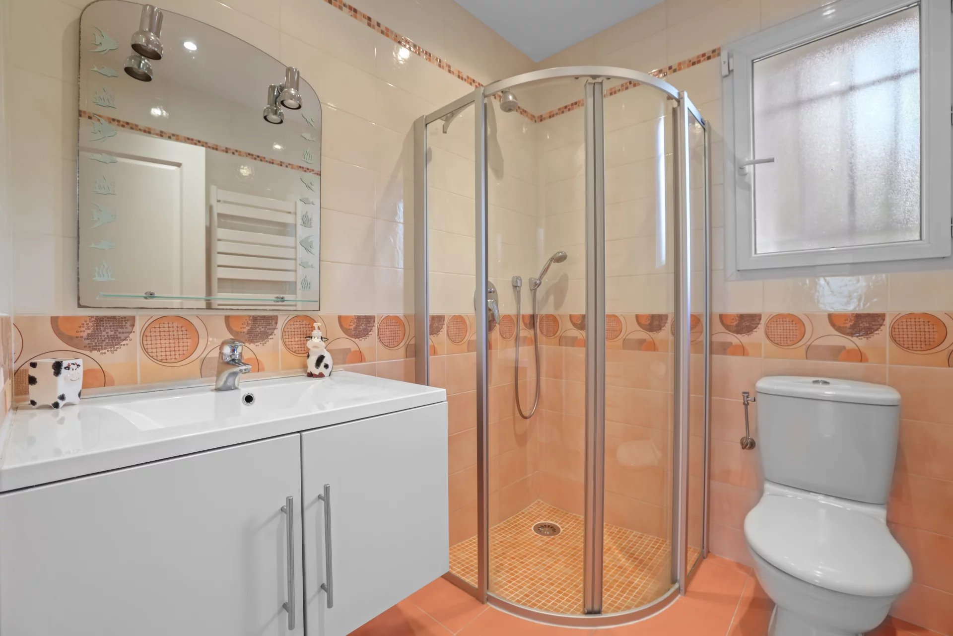 Mougins, Provence-Alpes-Côte d’Azur, 06250, FR, 5 Bedrooms Bedrooms, ,2 BathroomsBathrooms,Residential,For Sale,1960580