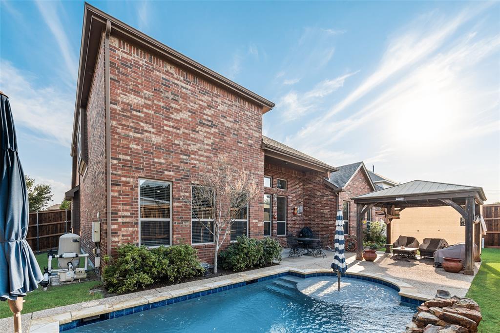 Rowlett, Texas, 75088, United States, 4 Bedrooms Bedrooms, ,3 BathroomsBathrooms,Residential,For Sale,1949742