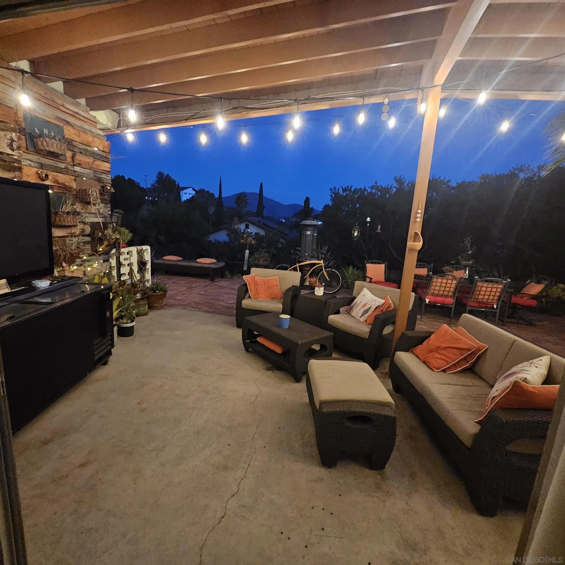 La Mesa, California, 91941, United States, 3 Bedrooms Bedrooms, ,4 BathroomsBathrooms,Residential,For Sale,1911905