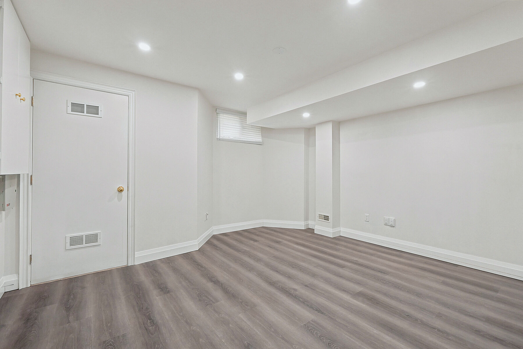  Welcome to 93 Eaton Ave. - 物件實景