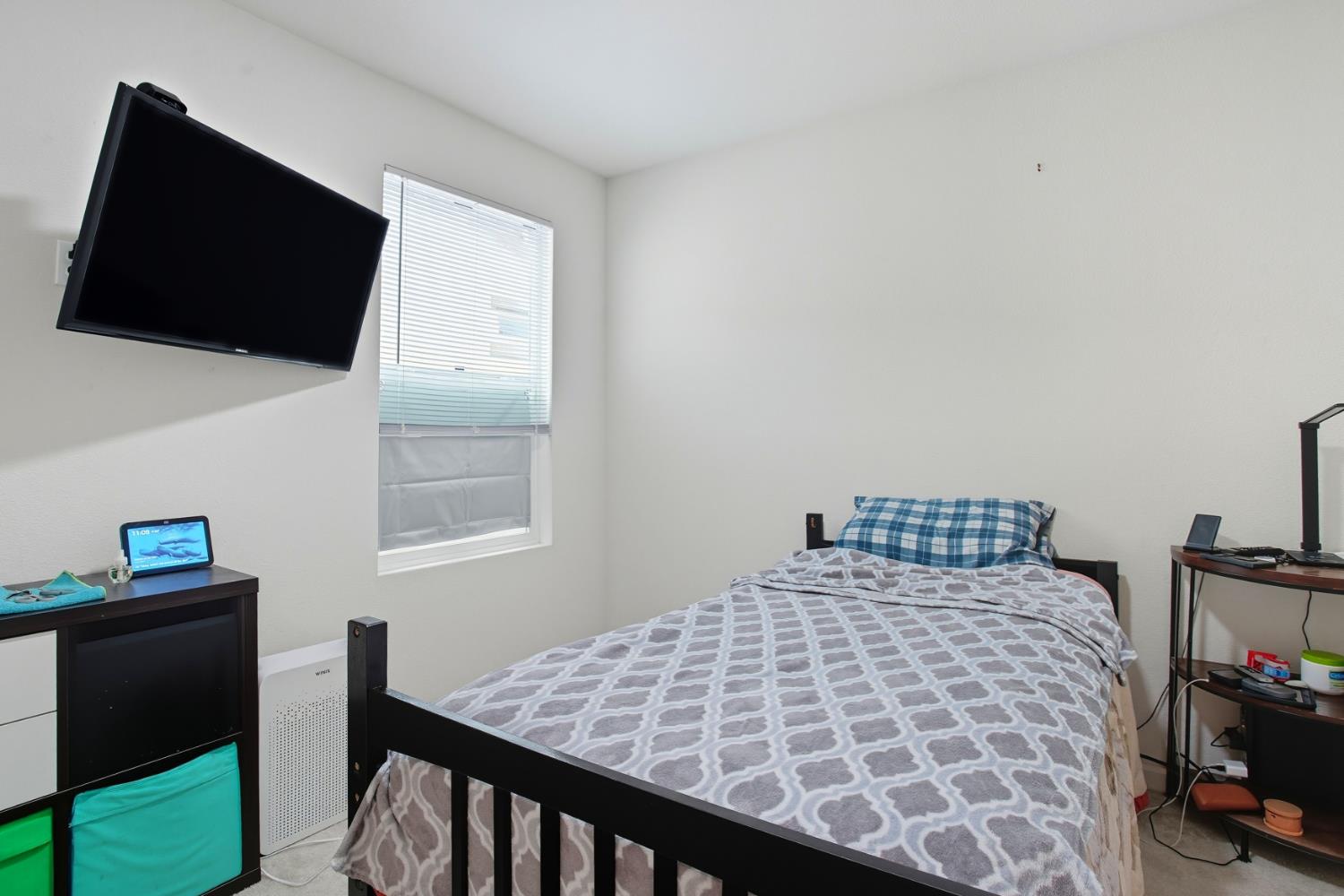 Elk Grove, California, 95758, United States, 3 Bedrooms Bedrooms, ,3 BathroomsBathrooms,Residential,For Sale,1961072