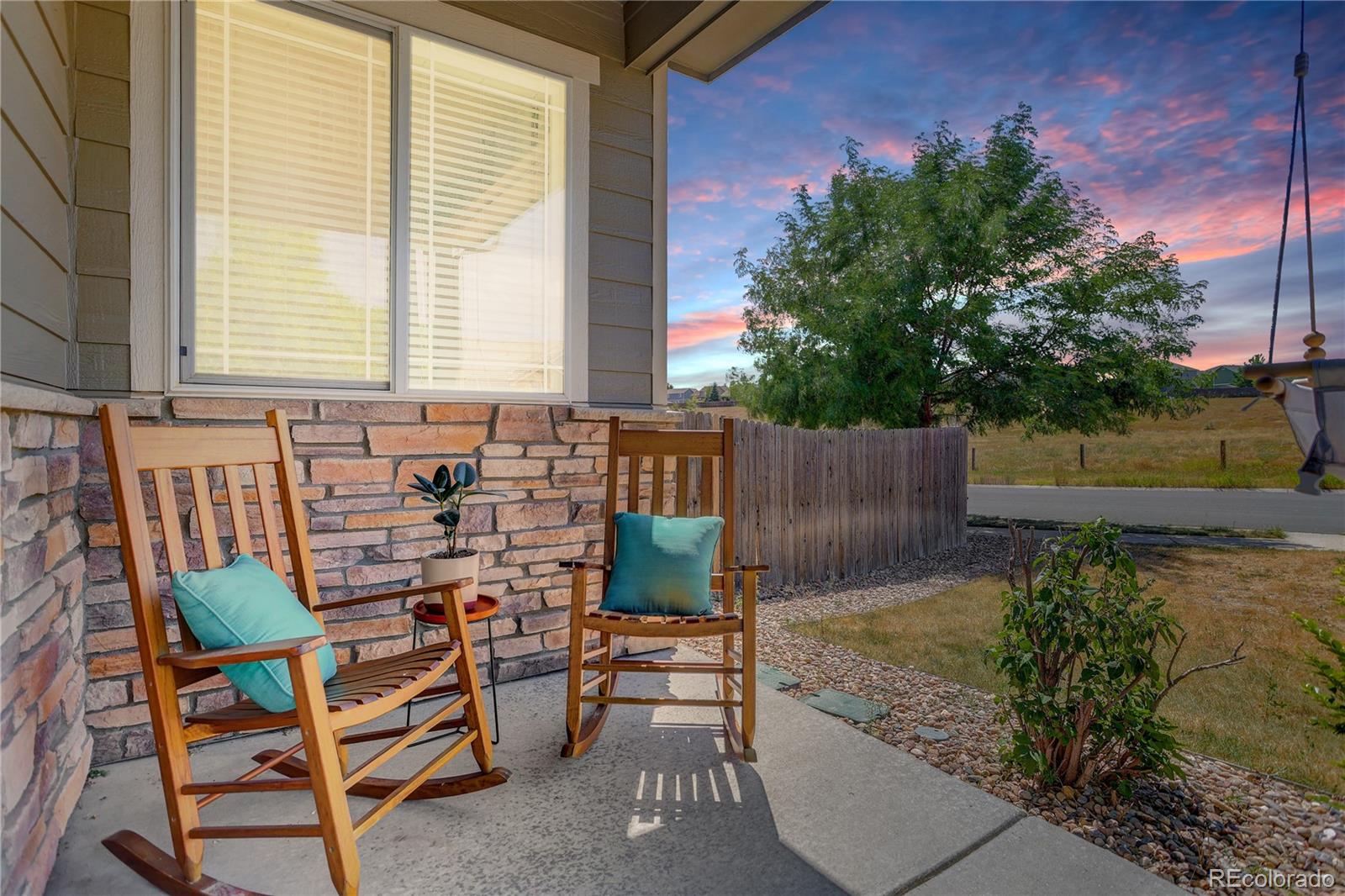 Aurora, Colorado, 80018, United States, 3 Bedrooms Bedrooms, ,3 BathroomsBathrooms,Residential,For Sale,1926277