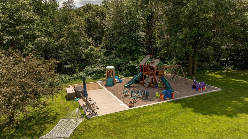 Motley, Minnesota, 56466, United States, 5 Bedrooms Bedrooms, ,3 BathroomsBathrooms,Residential,For Sale,1975318