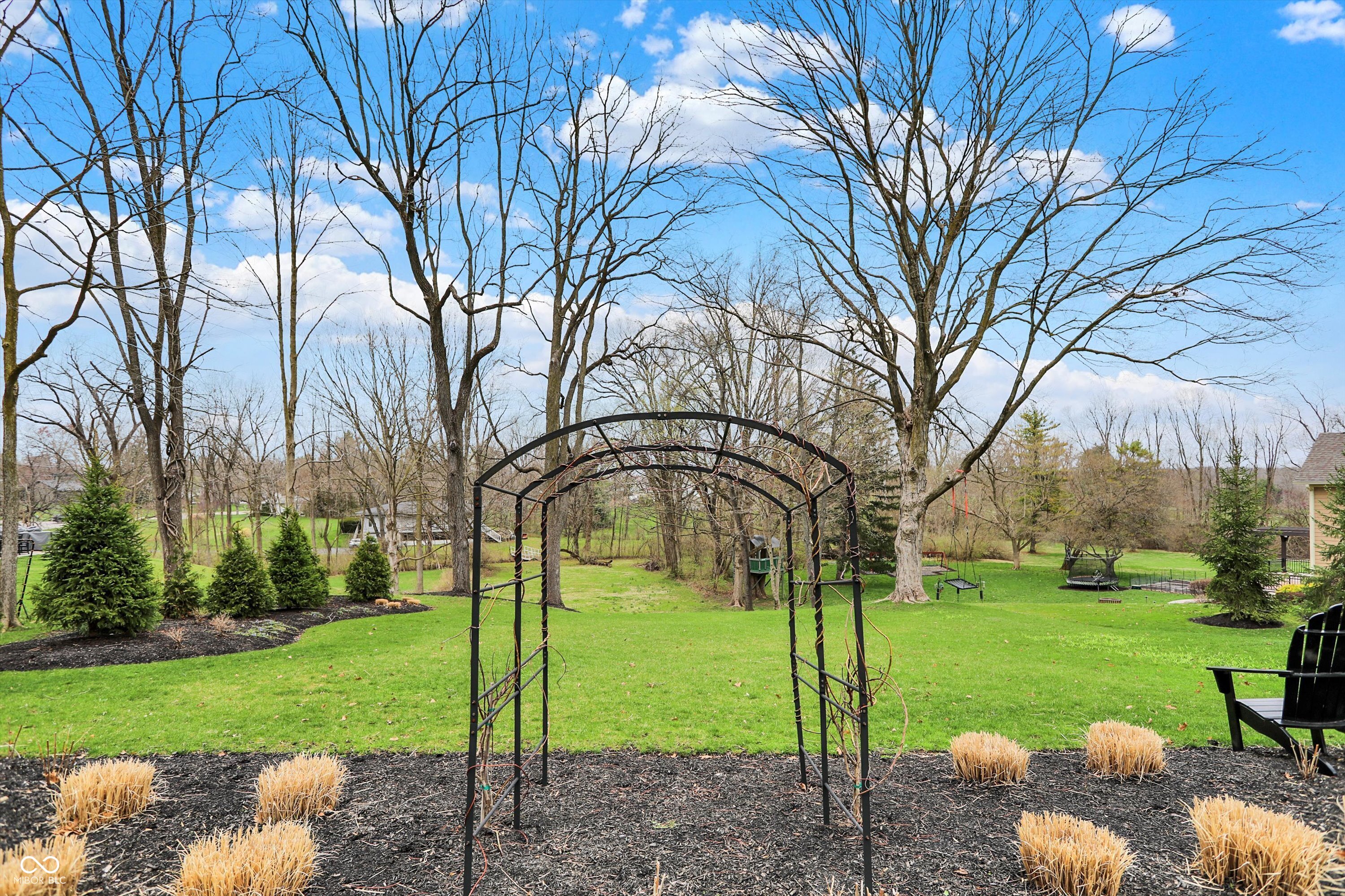 Zionsville, Indiana, 46077, United States, 6 Bedrooms Bedrooms, ,5 BathroomsBathrooms,Residential,For Sale,1766100