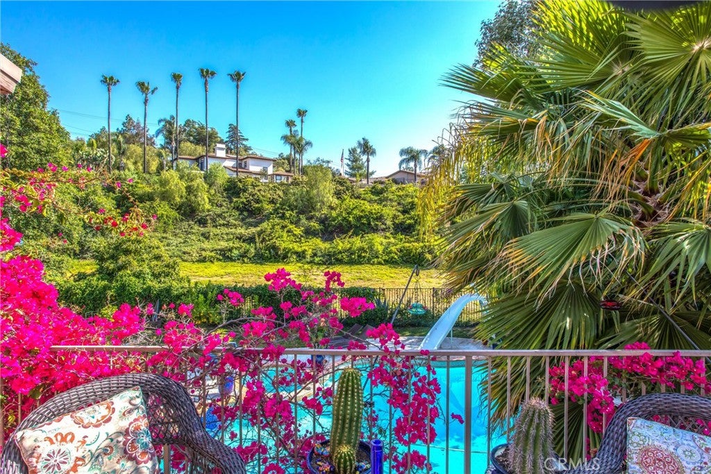 Redlands, California, 92373, United States, 5 Bedrooms Bedrooms, ,4 BathroomsBathrooms,Residential,For Sale,1983103