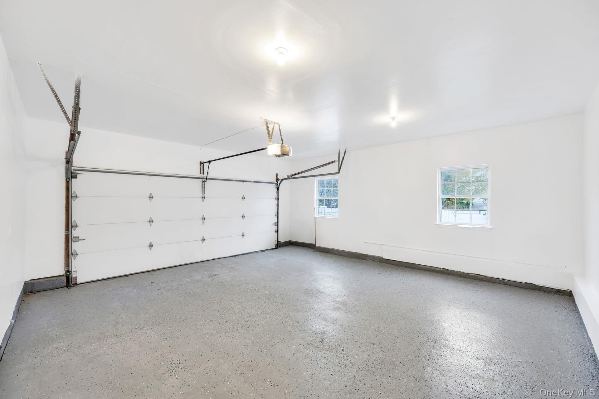 Selden, New York, 11784, United States, 4 Bedrooms Bedrooms, ,3 BathroomsBathrooms,Residential,For Sale,1990980