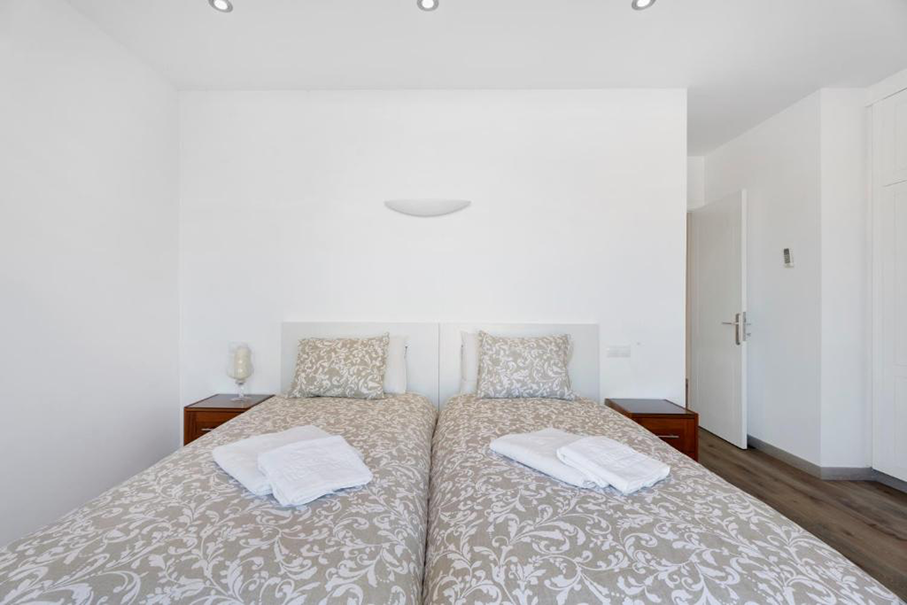  Contemporary Villa for Sale in Puerto de Santiago, Tenerife - 物件實景