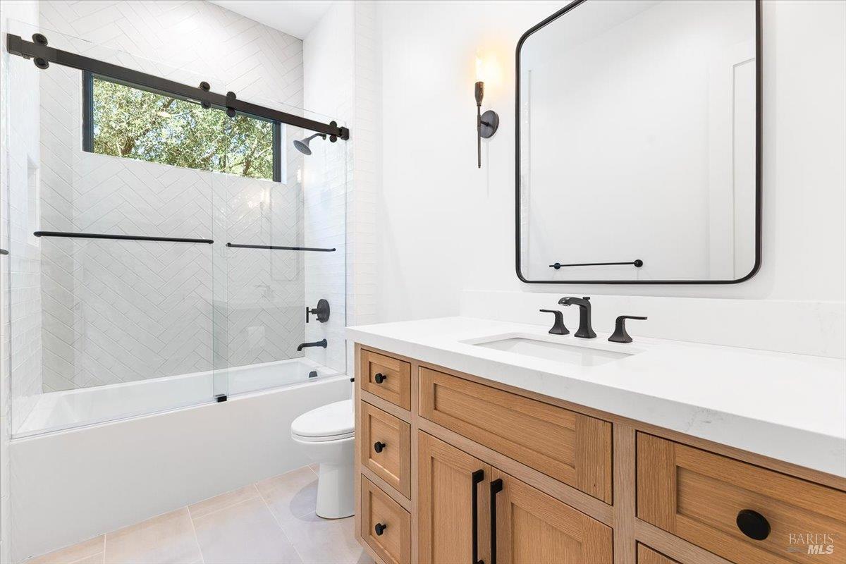 Santa Rosa, California, 95404, United States, 4 Bedrooms Bedrooms, ,4 BathroomsBathrooms,Residential,For Sale,1983418