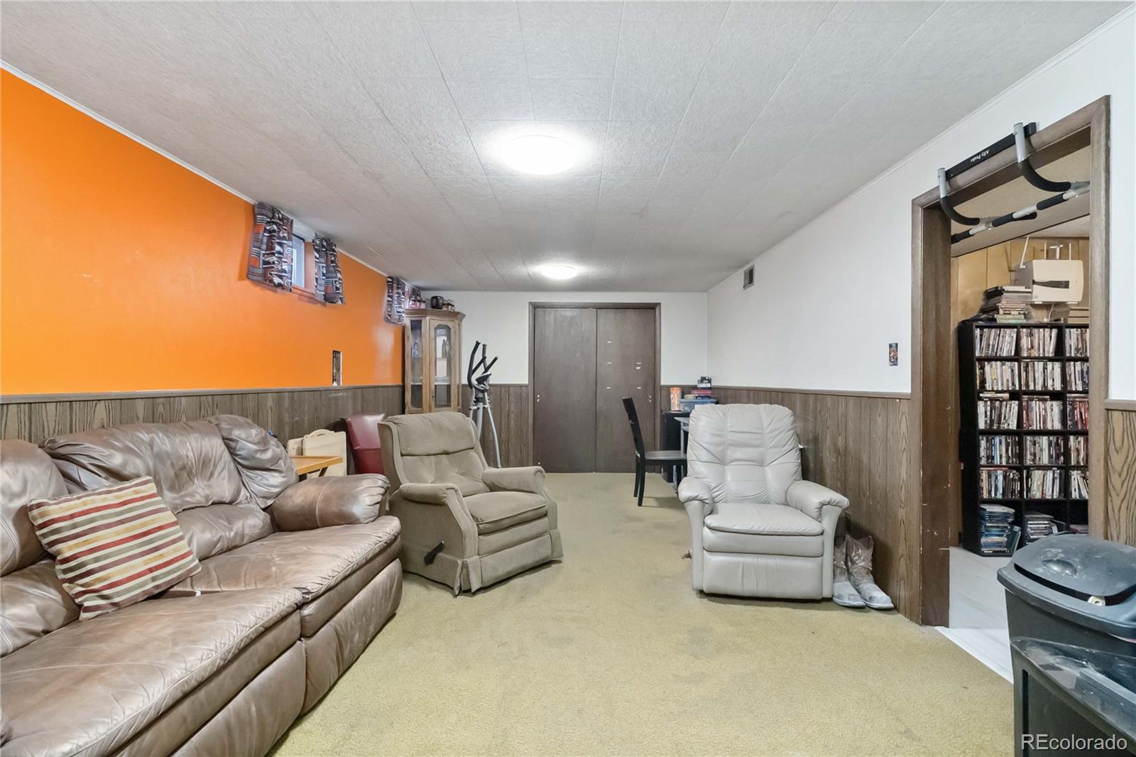 Lakewood, Colorado, 80232, United States, 3 Bedrooms Bedrooms, ,Residential,For Sale,1986086