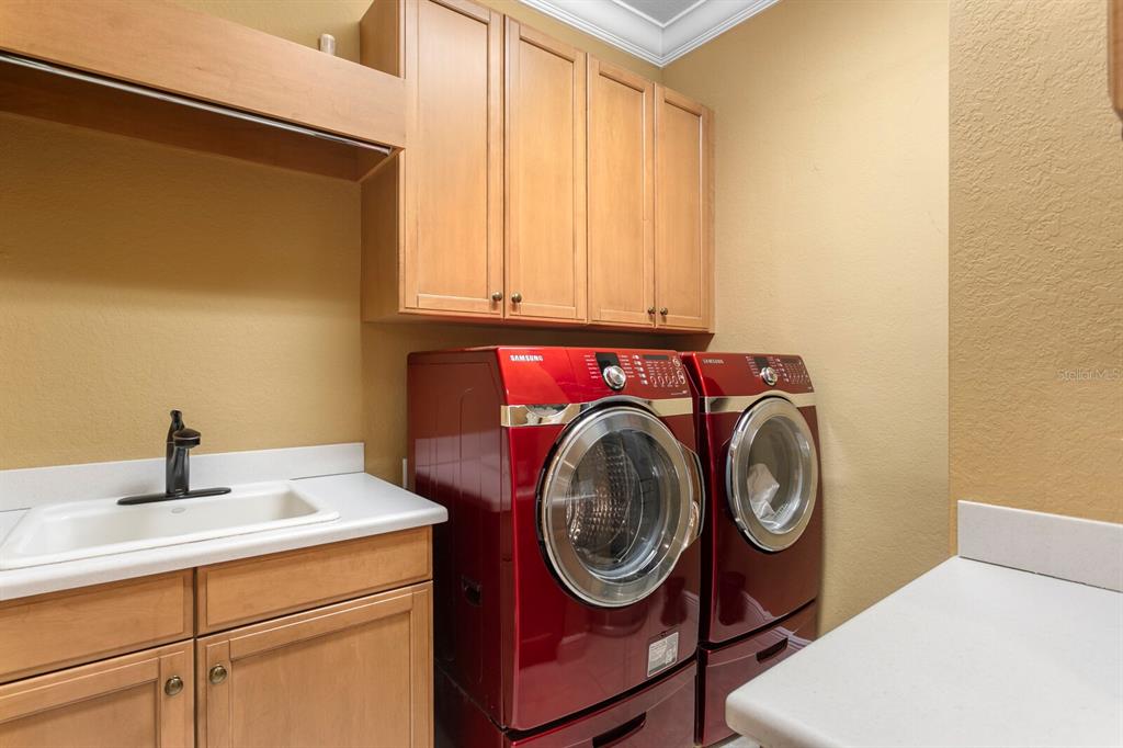 Tampa, Florida, 33616, United States, 4 Bedrooms Bedrooms, ,7 BathroomsBathrooms,Residential,For Sale,1993403