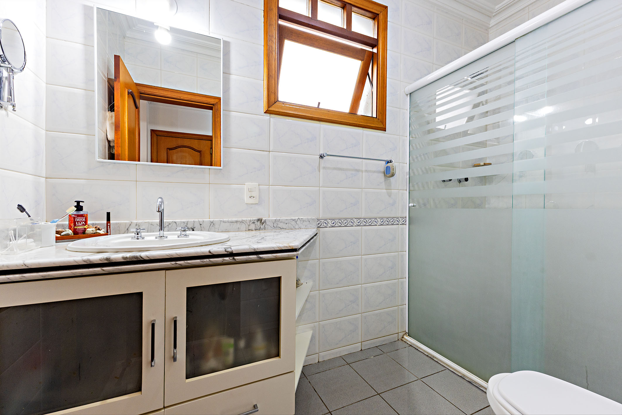  Exclusive residence in a distinctive gated community with five suites - 物件實景