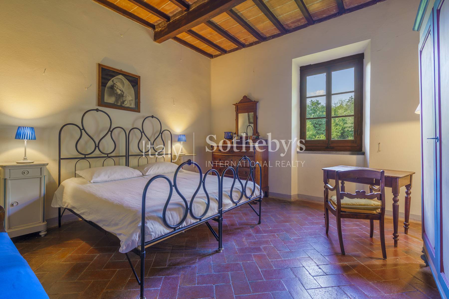  Prestigious estate with private pool - 物件實景