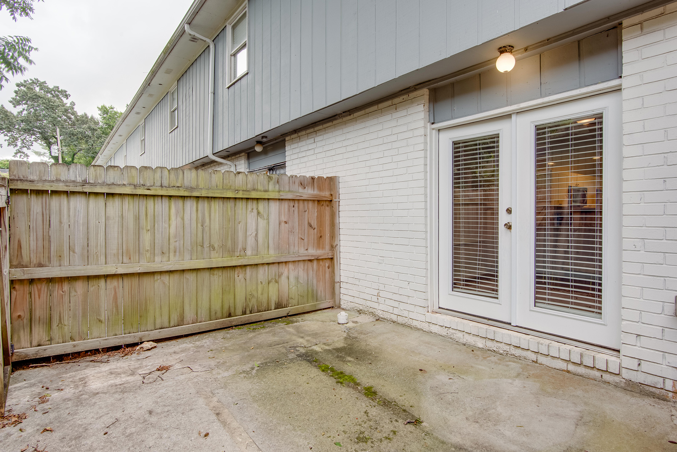  Fully Renovated Townhome with No HOA - 物件實景
