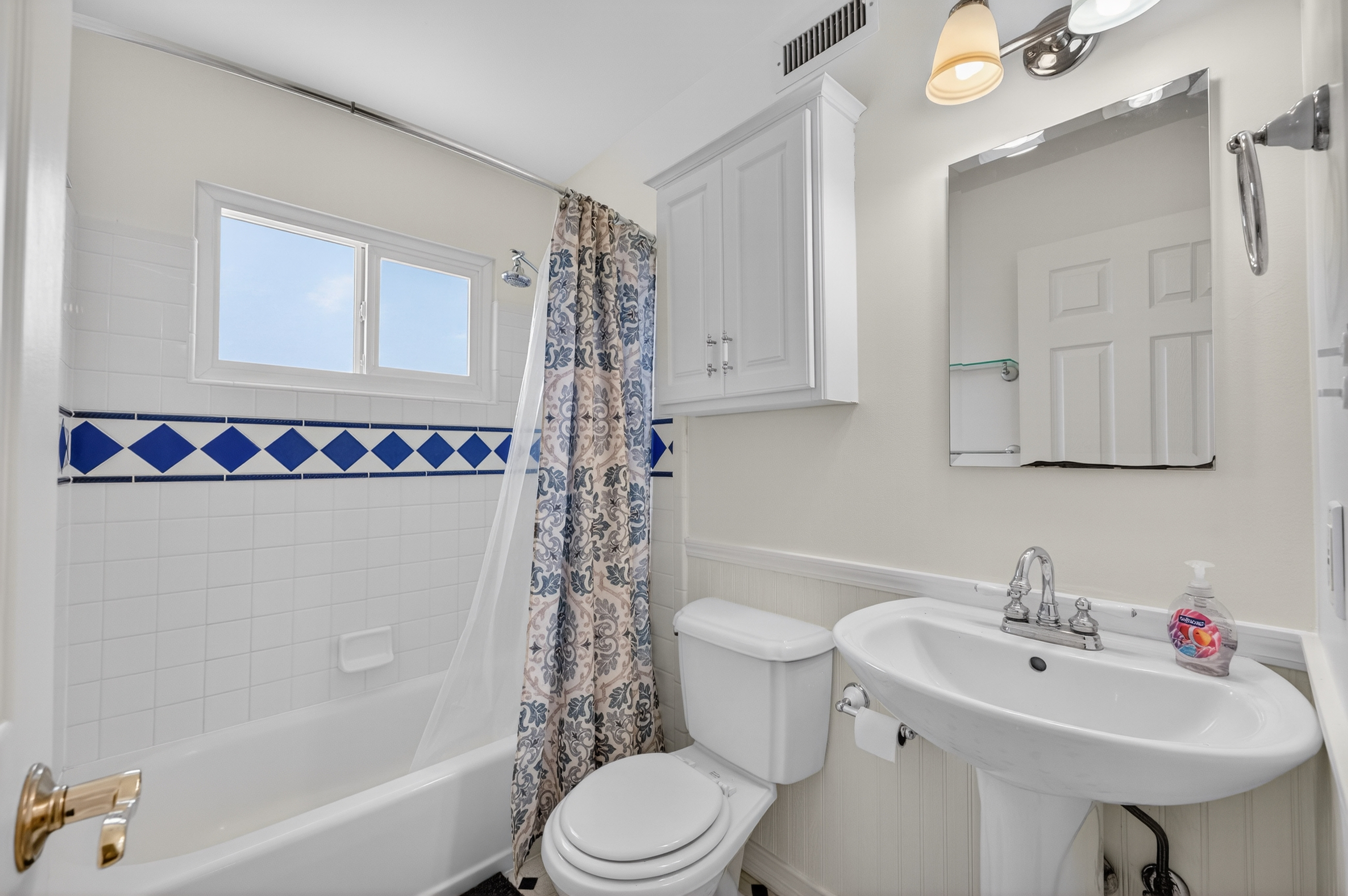  3581 Imperial Way, Sacramento, CA 95826 - 物件實景