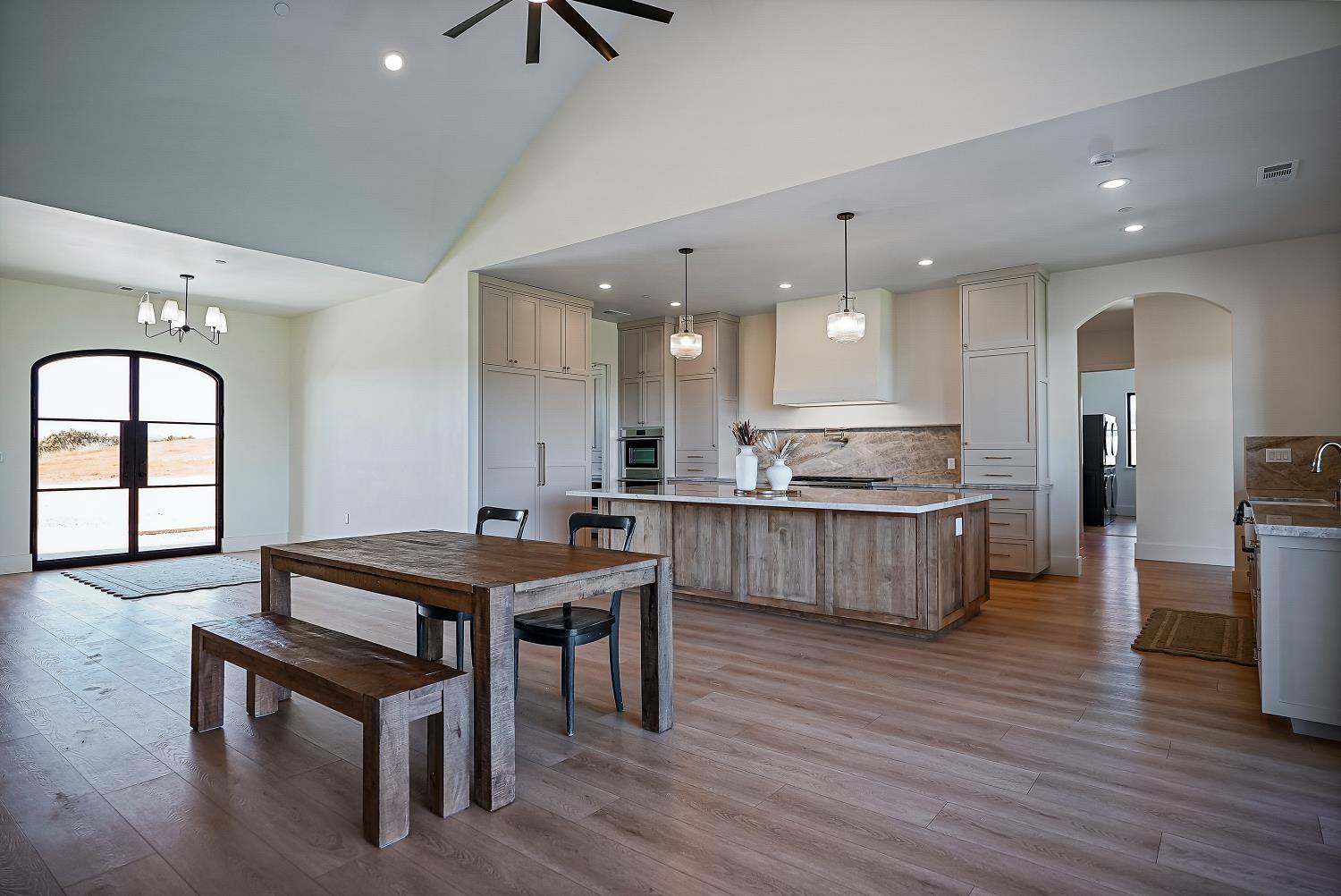 Burson, California, 95225, United States, 4 Bedrooms Bedrooms, ,4 BathroomsBathrooms,Residential,For Sale,2040271