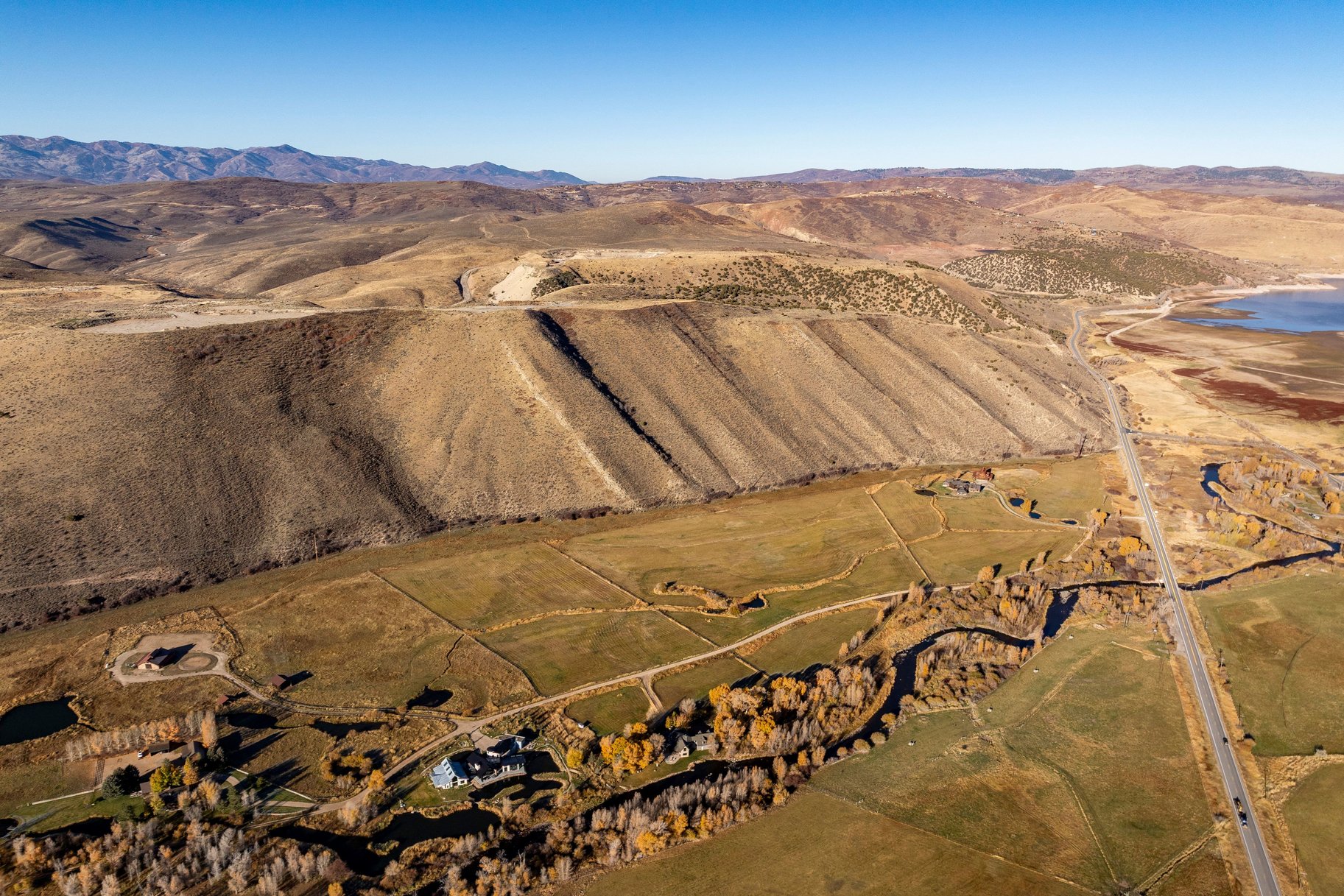  21.85 Acres of Riverfront Land in River Valley Ranch - 物件實景