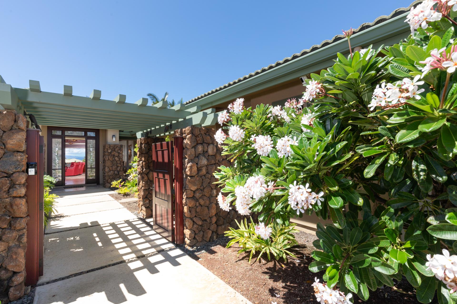 Amaui Pl, Kamuela, HI 96743 #1