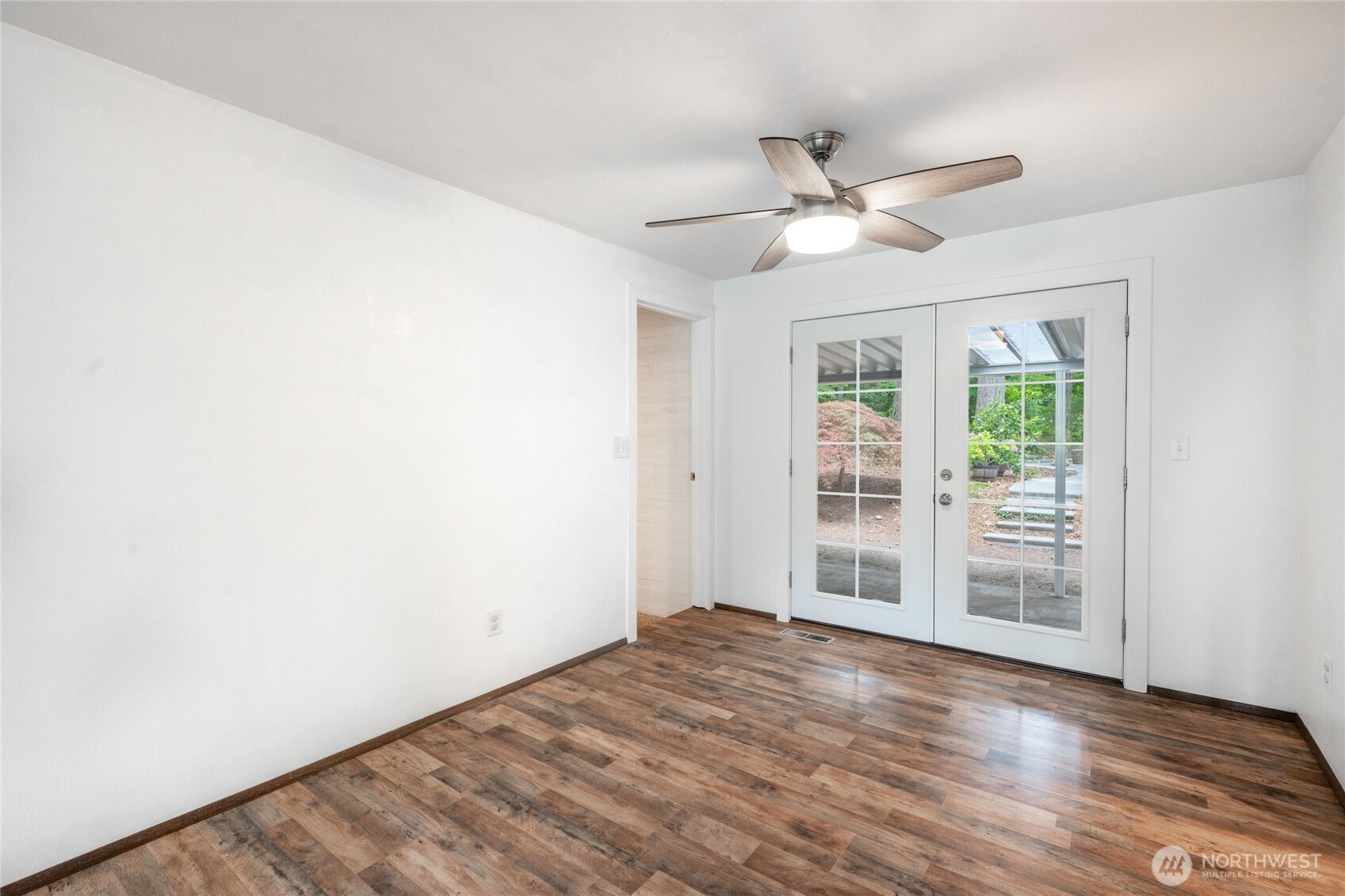 Gig Harbor, Washington, 98335, United States, 3 Bedrooms Bedrooms, ,1 BathroomBathrooms,Residential,For Sale,1908479