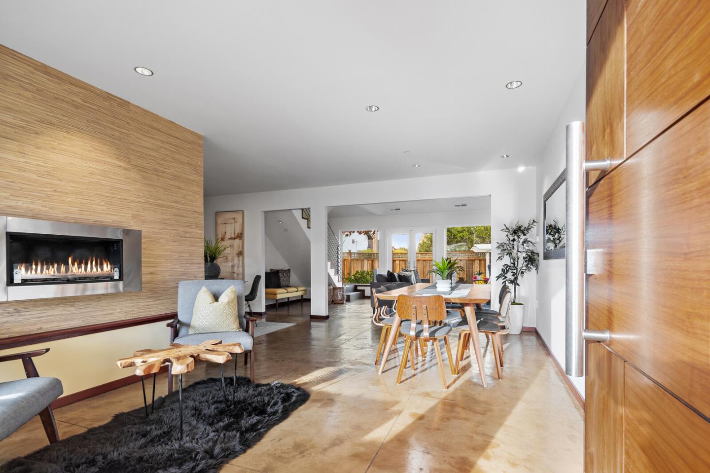 San Mateo, California, 94402, United States, 3 Bedrooms Bedrooms, ,2 BathroomsBathrooms,Residential,For Sale,1987583