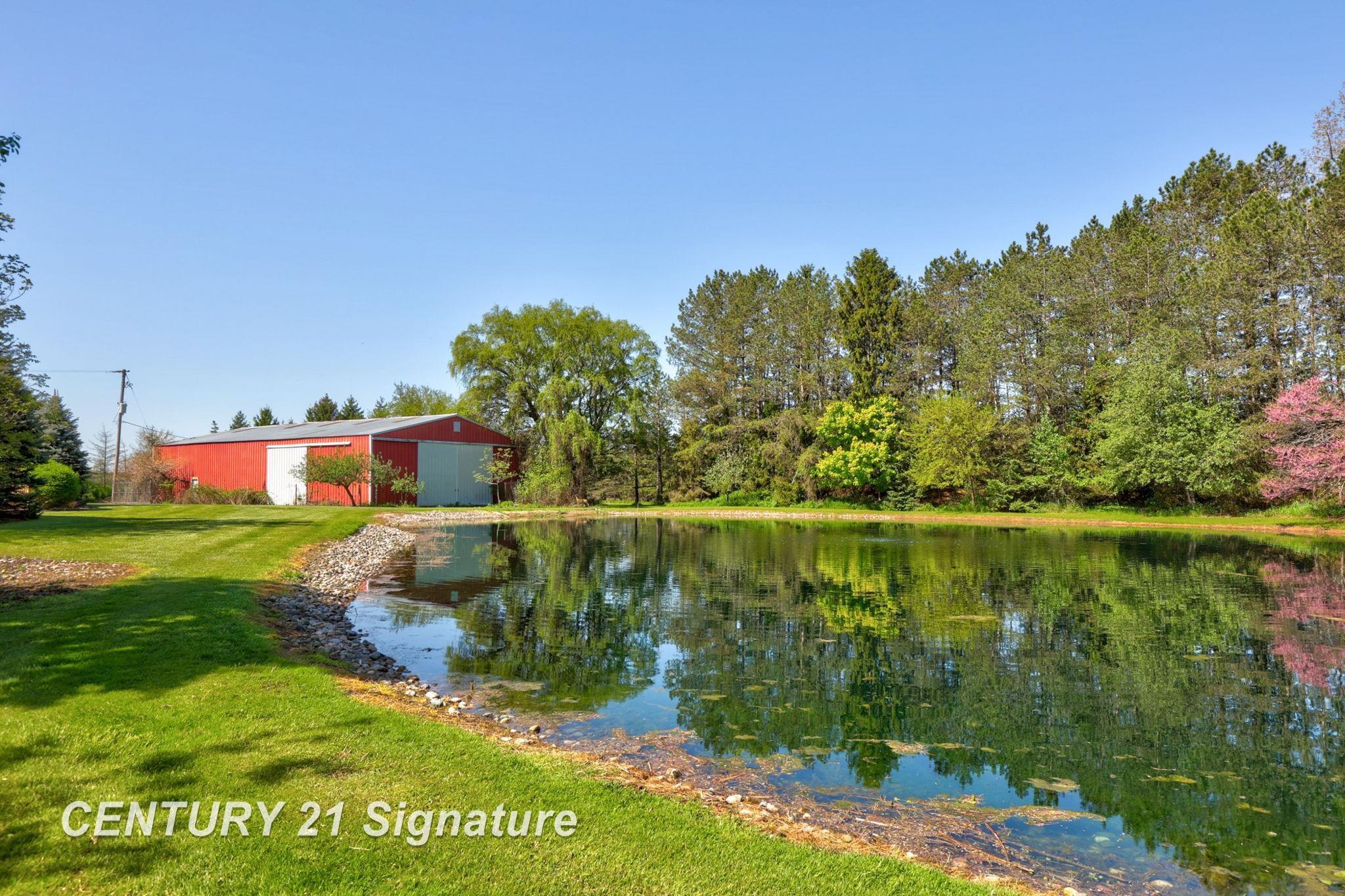 Hemlock, Michigan, 48626, United States, 6 Bedrooms Bedrooms, ,5 BathroomsBathrooms,Residential,For Sale,1984080