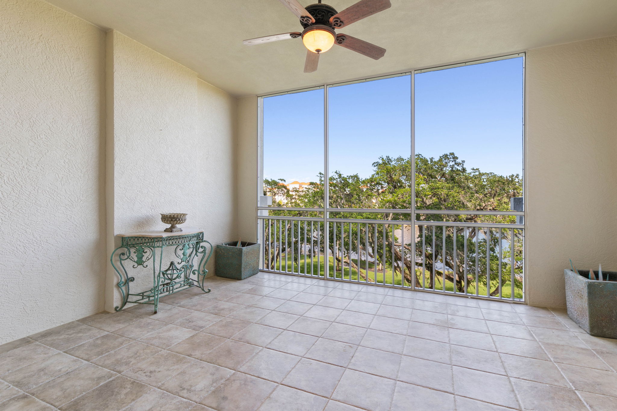  146 Palm Coast Resort Boulevard, #409, Palm Coast, FL - 物件實景