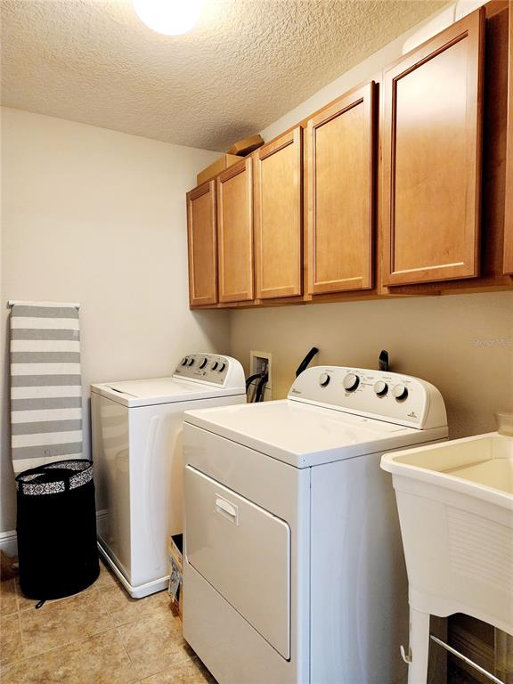 Winter Garden, Florida, 34787, United States, 5 Bedrooms Bedrooms, ,4 BathroomsBathrooms,Residential,For Sale,1868567