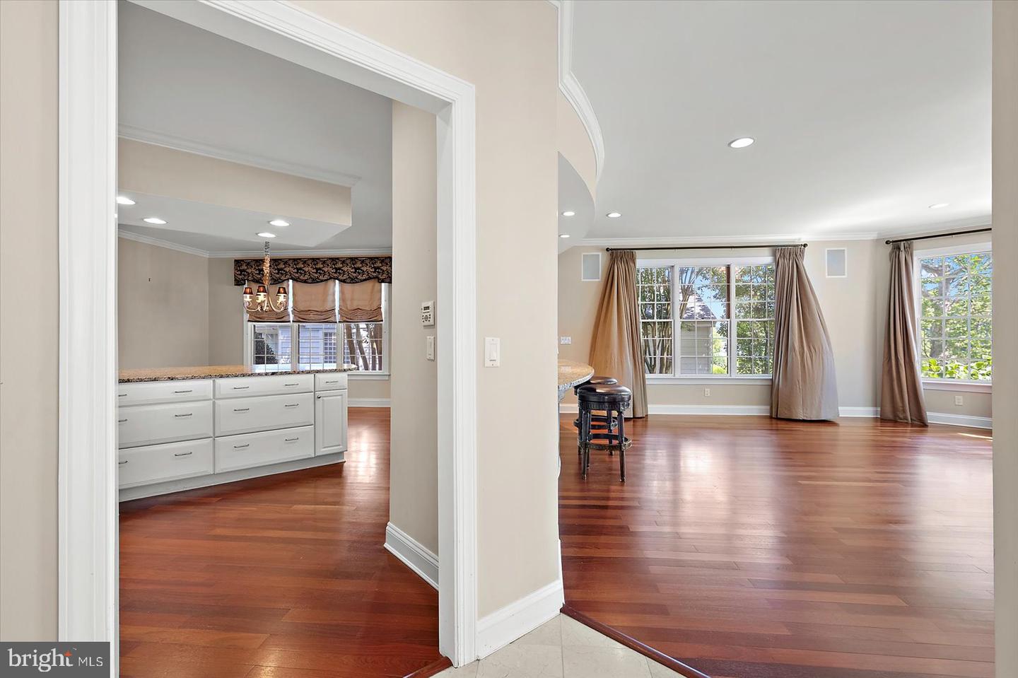 Salisbury, Maryland, 21801, United States, 4 Bedrooms Bedrooms, ,4 BathroomsBathrooms,Residential,For Sale,1874364